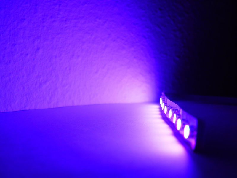 Datei:SFRGB2S-T lila1.jpg